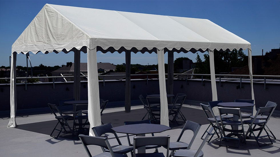 Bringing Customers Outdoors: The Business Benefit of a Party Tent