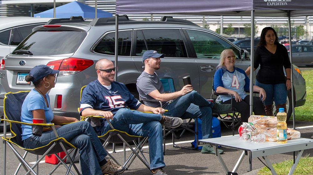 Bring Big Game Excitement with These Backyard Tailgate Party Ideas